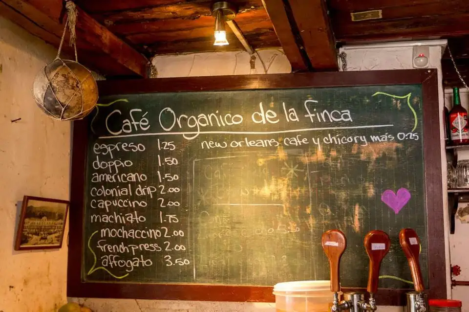 Una cafetería en el casco antiguo de Quito. 