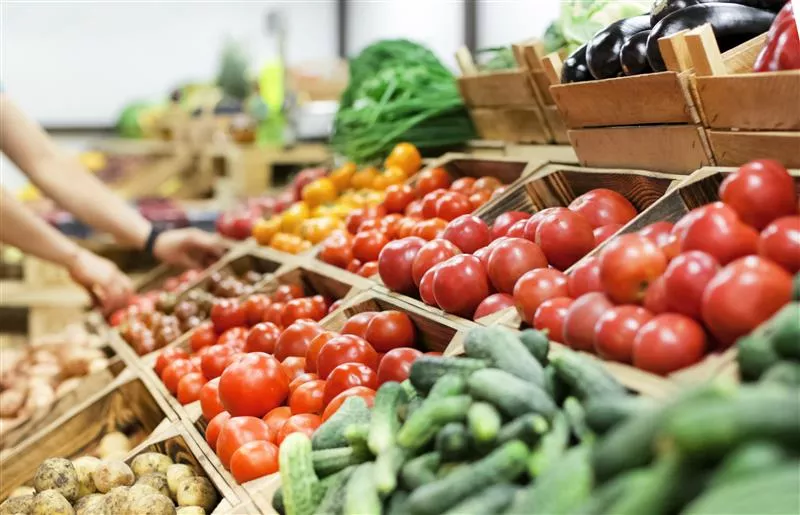 Explore the unique colors and flavor at Quito's markets